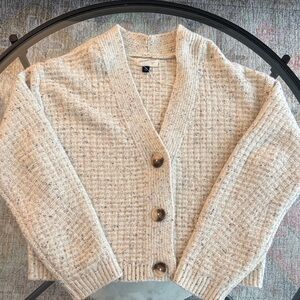 Universal Thread Women's Cream Cardigan Sweater Size M